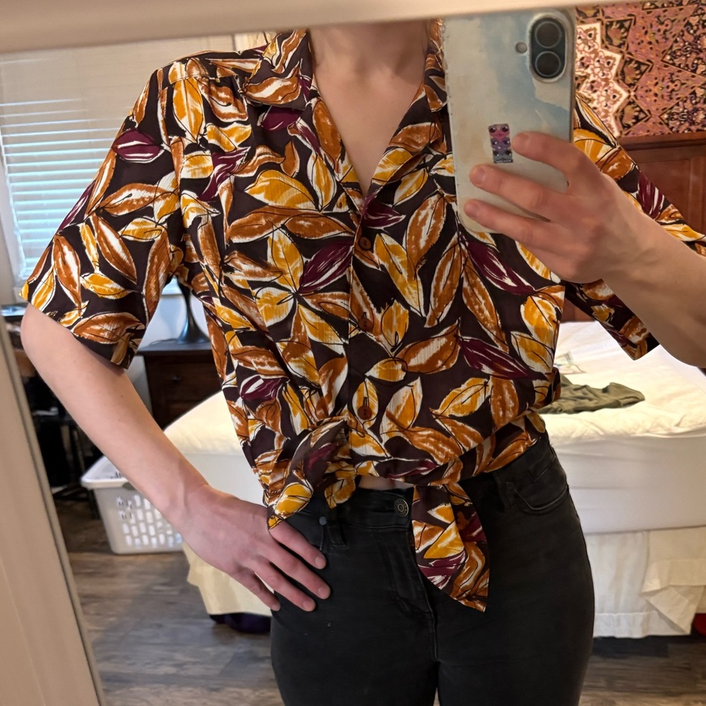 Cabin Creek Short-Sleeve Leaf Print Tie-Front Top in Mustard, Burgundy, Brown